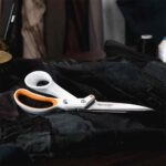 1005225_FiskarsEMEA_05_amplify_24cm_scissors_razoredge