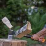 1015641-fiskars-splitting-axe-m-x17-alt1_productimage